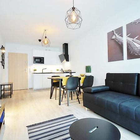 Apartament Andar Z Miejscem Parkingowym Kolberg Exterior foto
