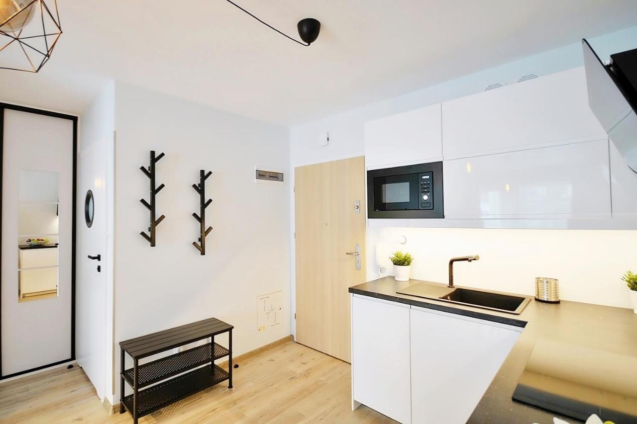 Apartament Andar Z Miejscem Parkingowym Kolberg Exterior foto