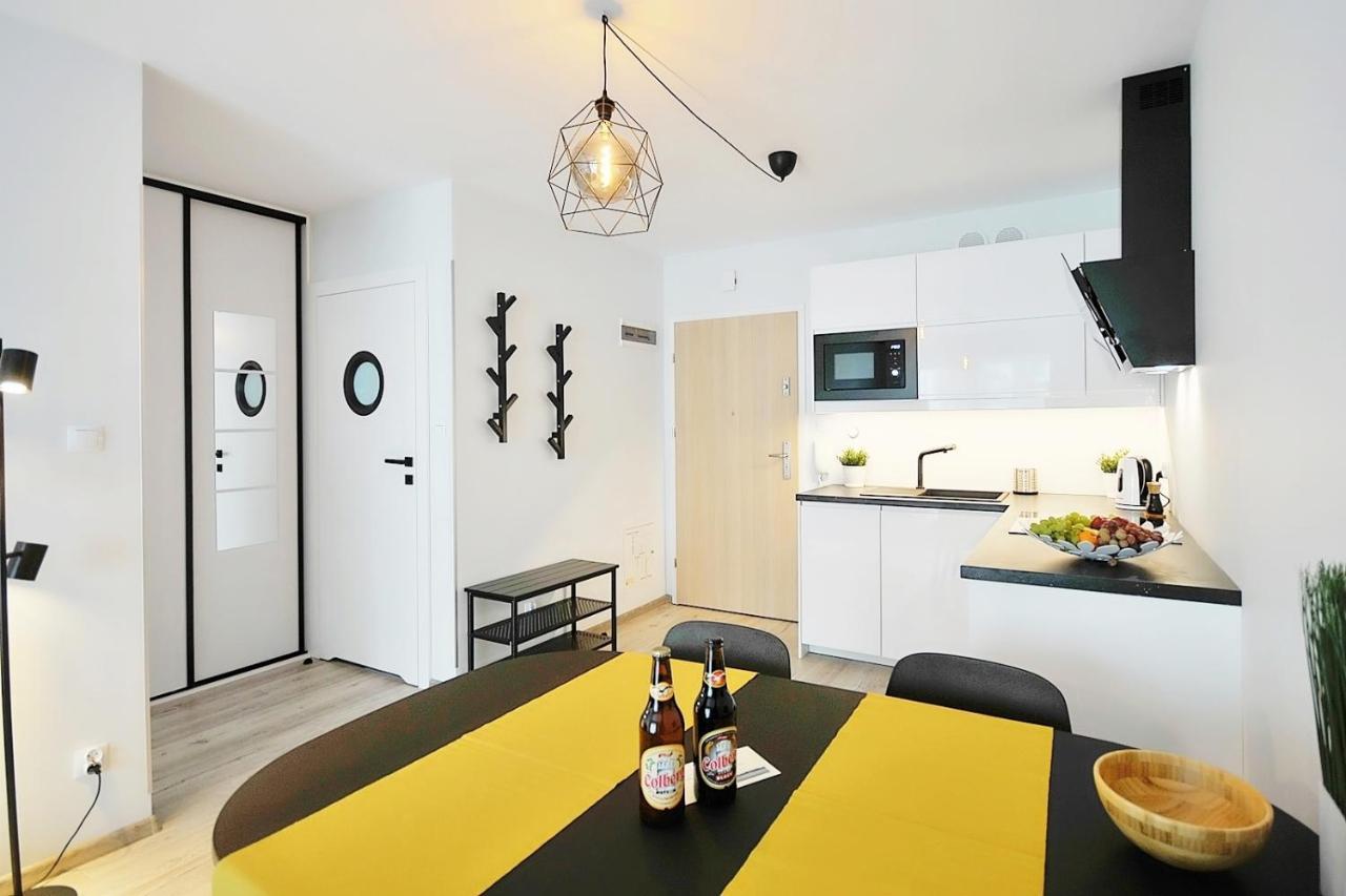 Apartament Andar Z Miejscem Parkingowym Kolberg Exterior foto